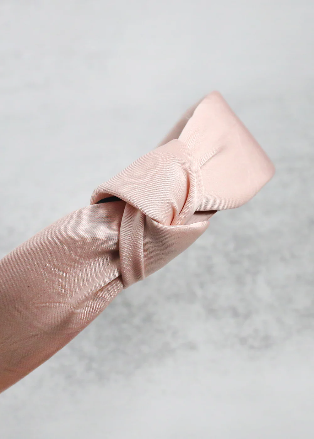 Chic Satin Knotted Headband - Mrs Treak