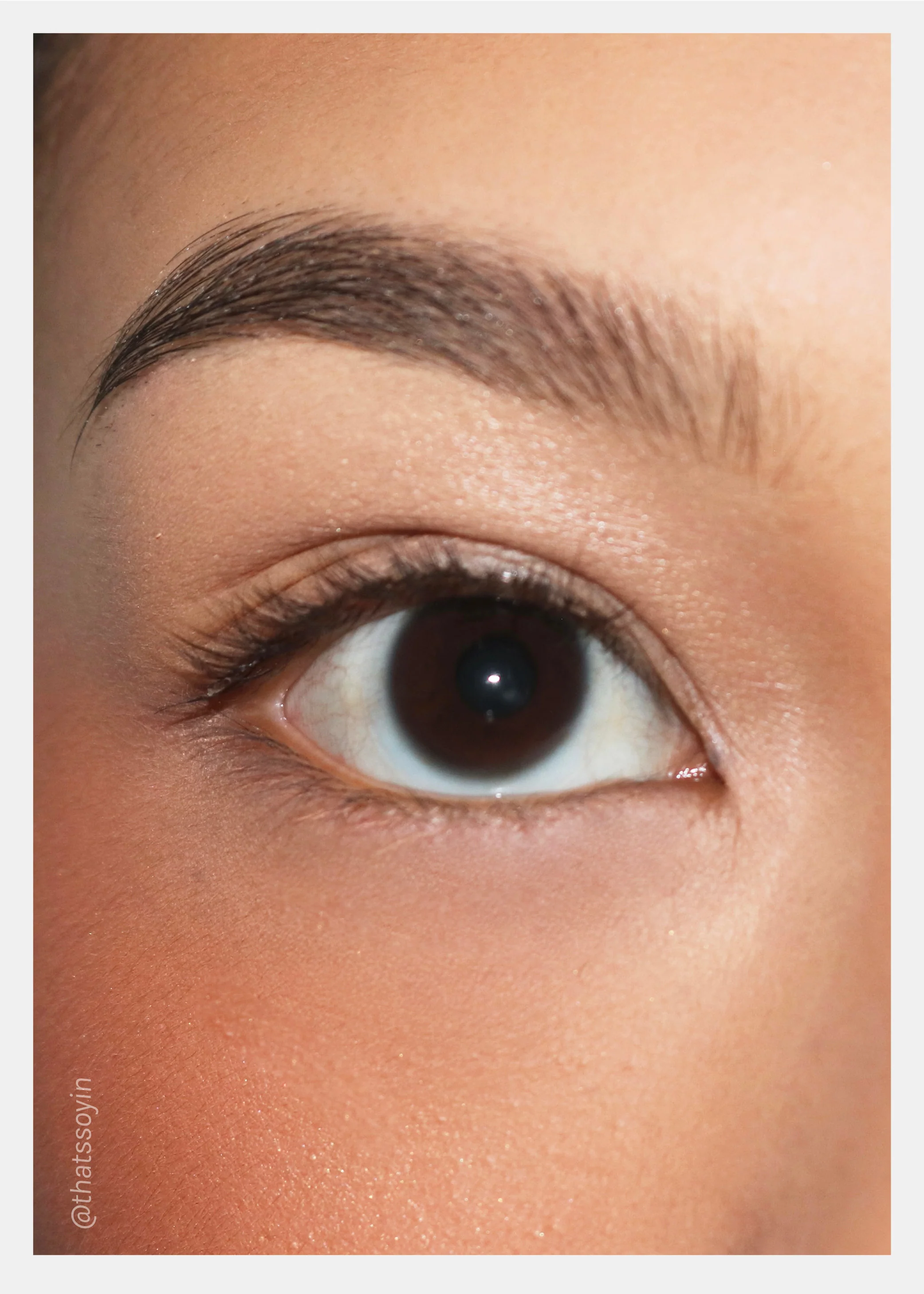 Nearly Naked Lashes �C Graceful - Mrs Treak