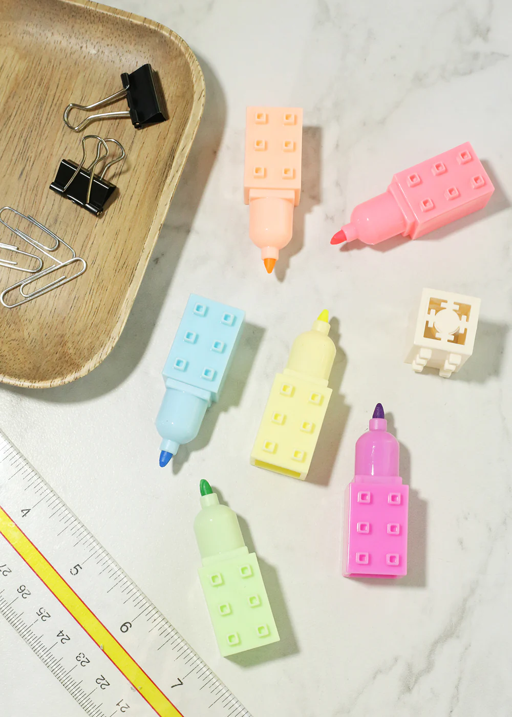 Official Key Items Stackable Highlighters - Bricks - Mrs Treak