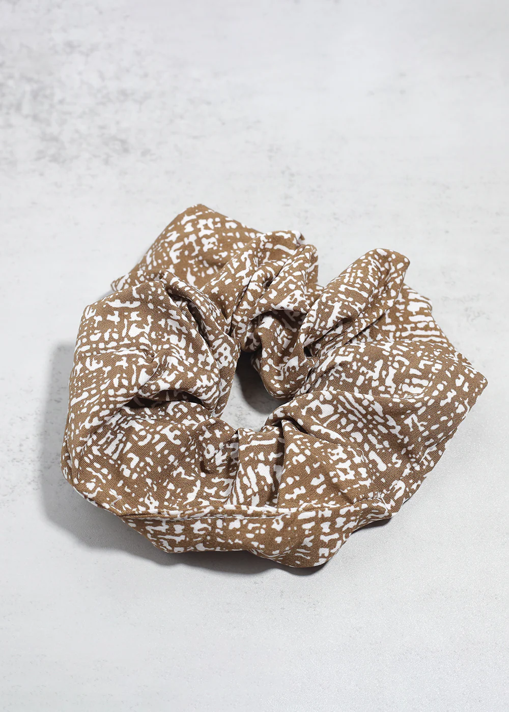 Tweed Large Scrunchie - Mrs Treak
