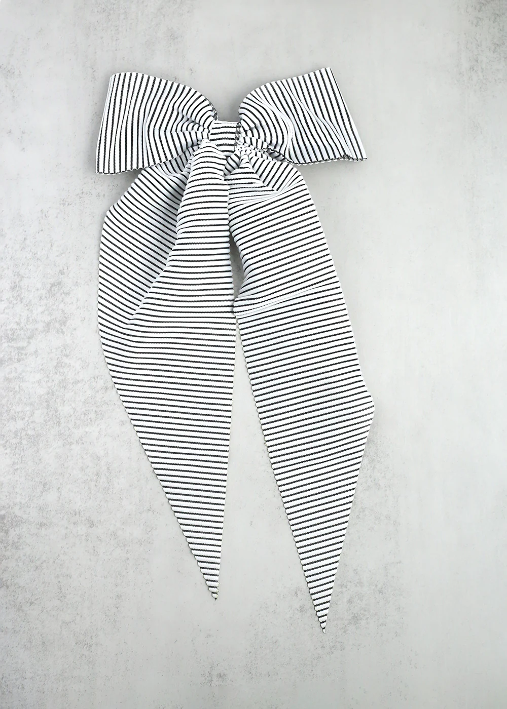 Oversized Bow Hair Clip - Mrs Treak