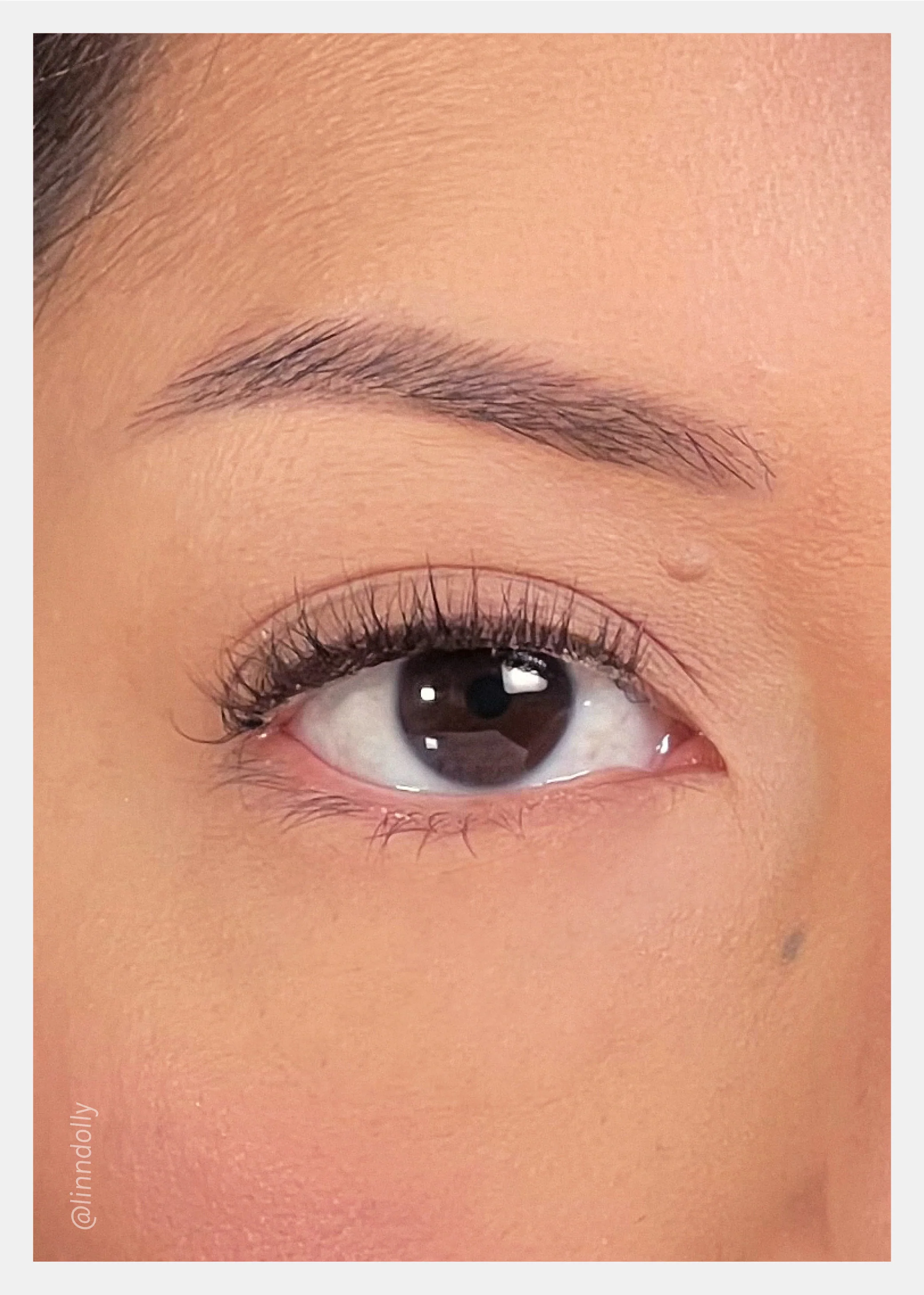 Nearly Naked Lashes �C Effortless - Mrs Treak