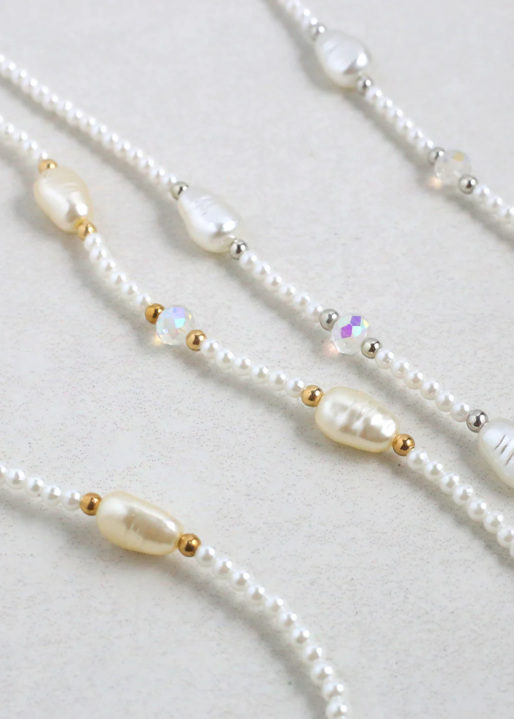 Elegant Pearl & Seed Bead Necklace - Mrs Treak