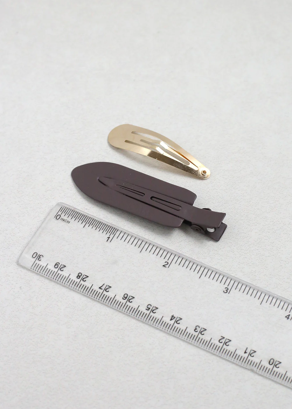 2 Pair Hair Clips - Mrs Treak