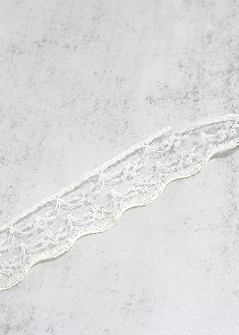 2 PC Long Lace Hairclips - Mrs Treak