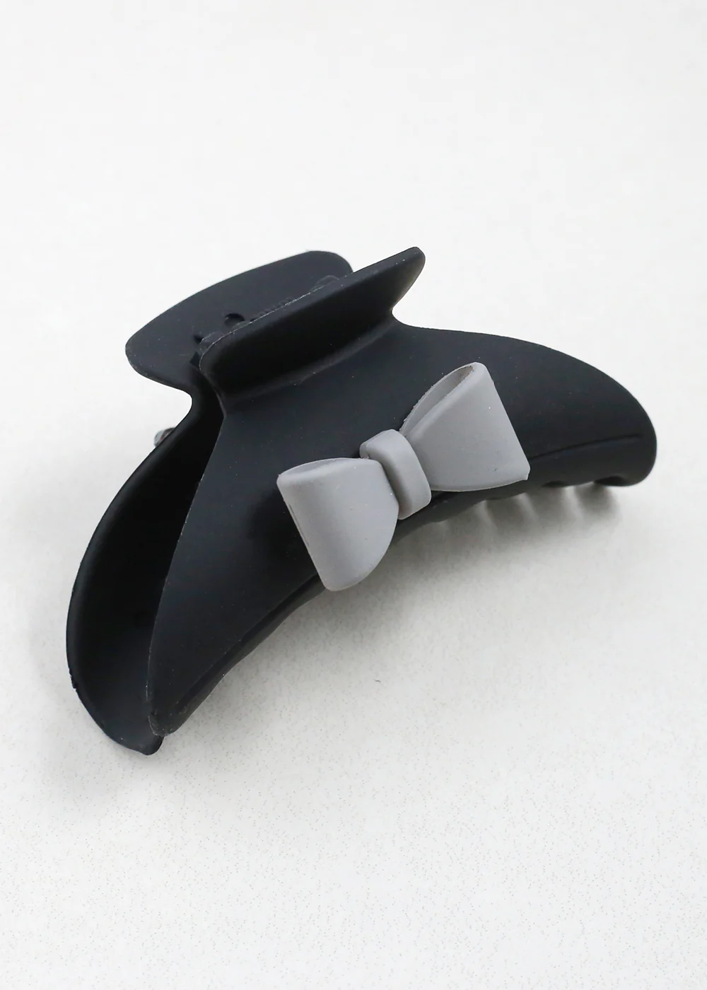 Claw Clip with Bow - Mrs Treak