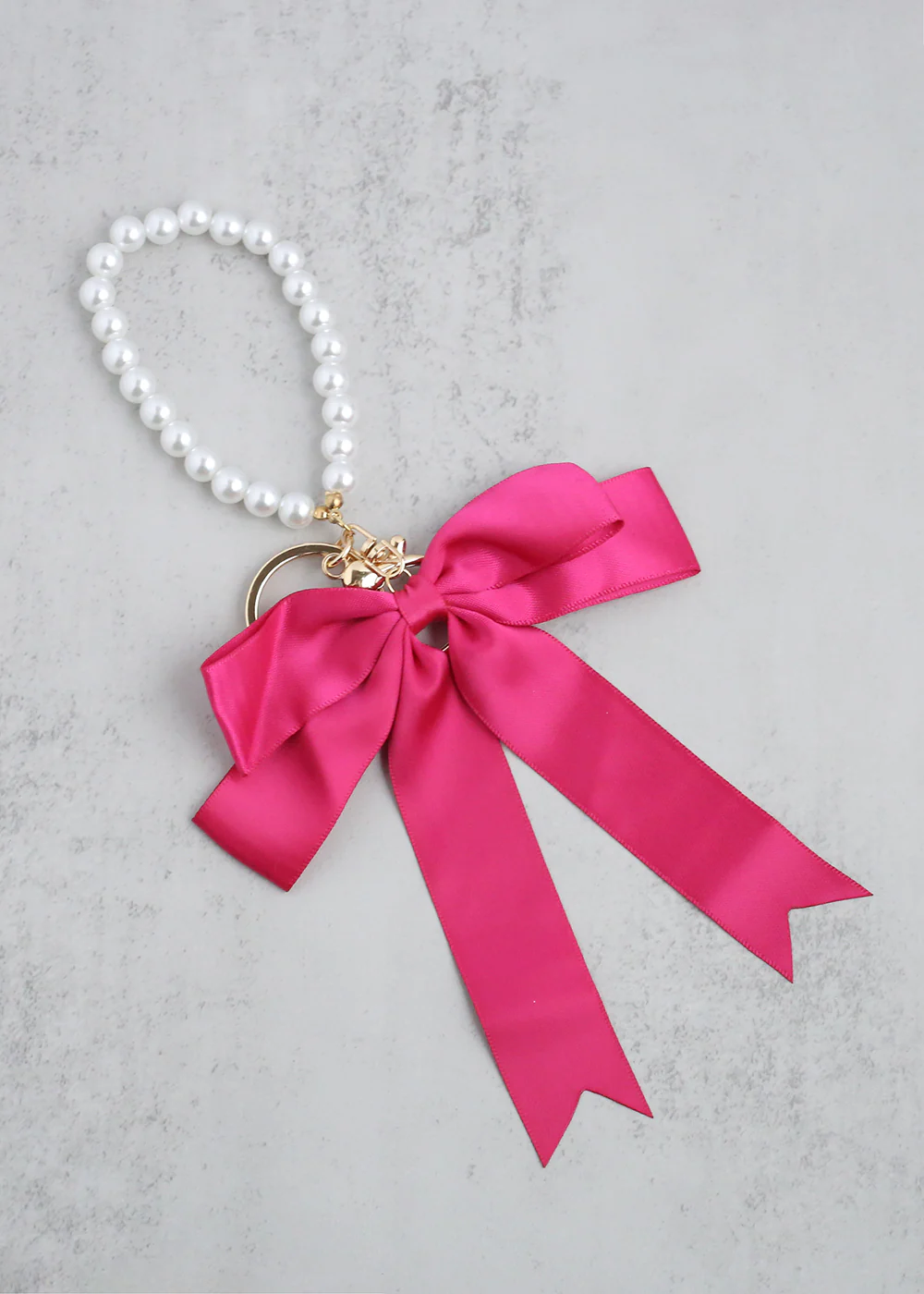 Elegant Bow Pearl Keychain - Mrs Treak