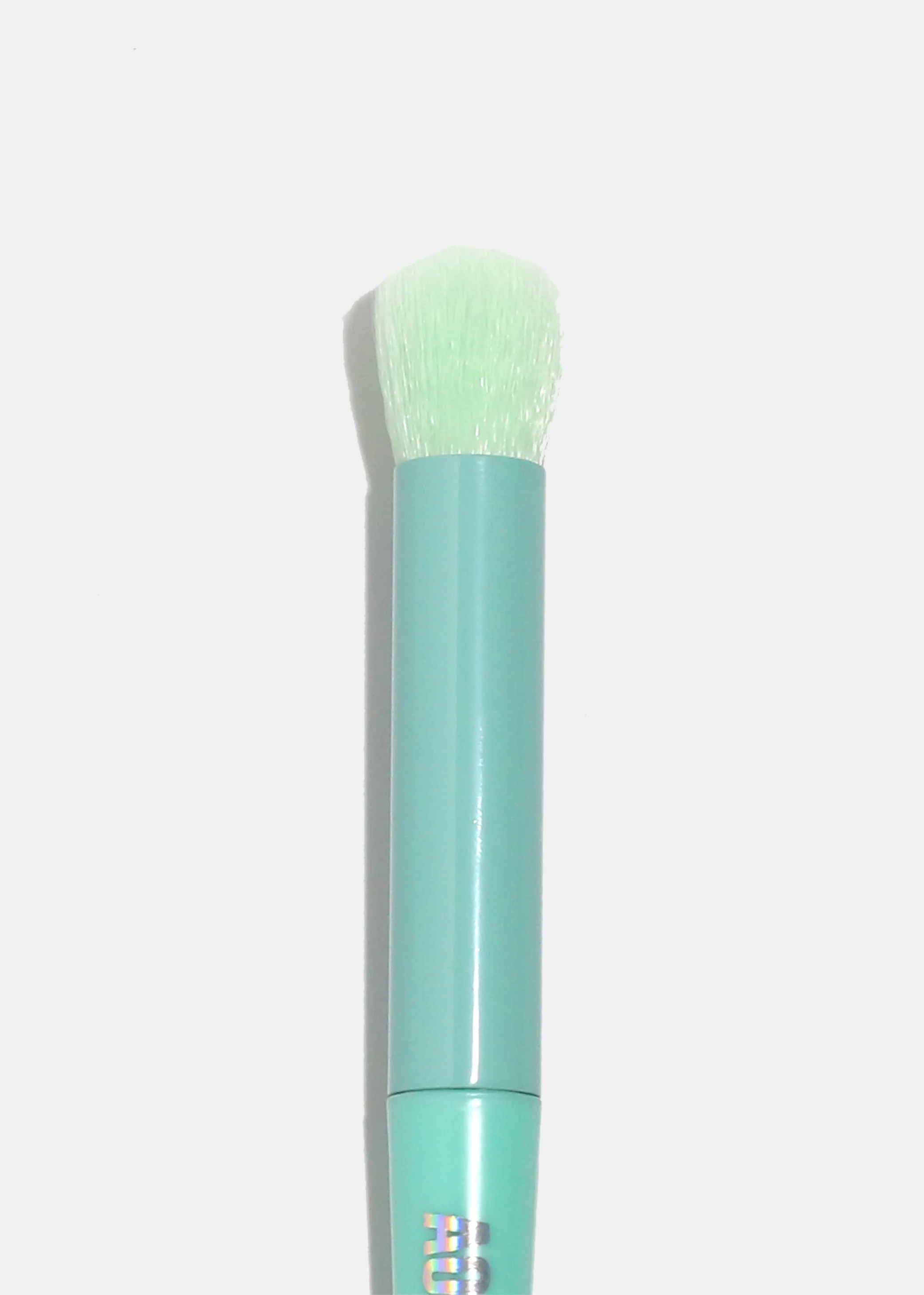 AOA Rainbow Single Brush �C E113 Eyeshadow Packing Brush - Mrs Treak