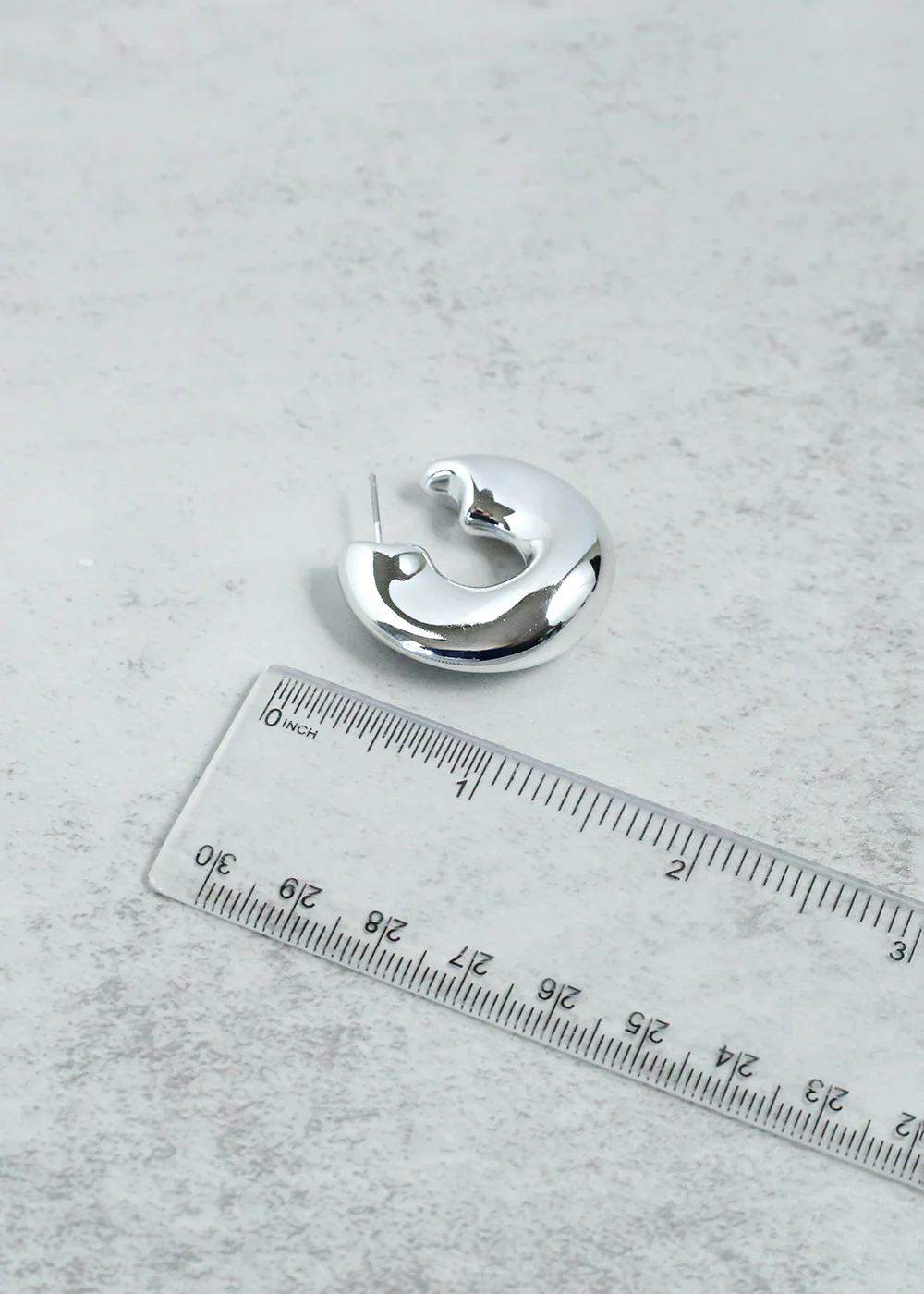 Open Wavy Hoop Earring - Mrs Treak