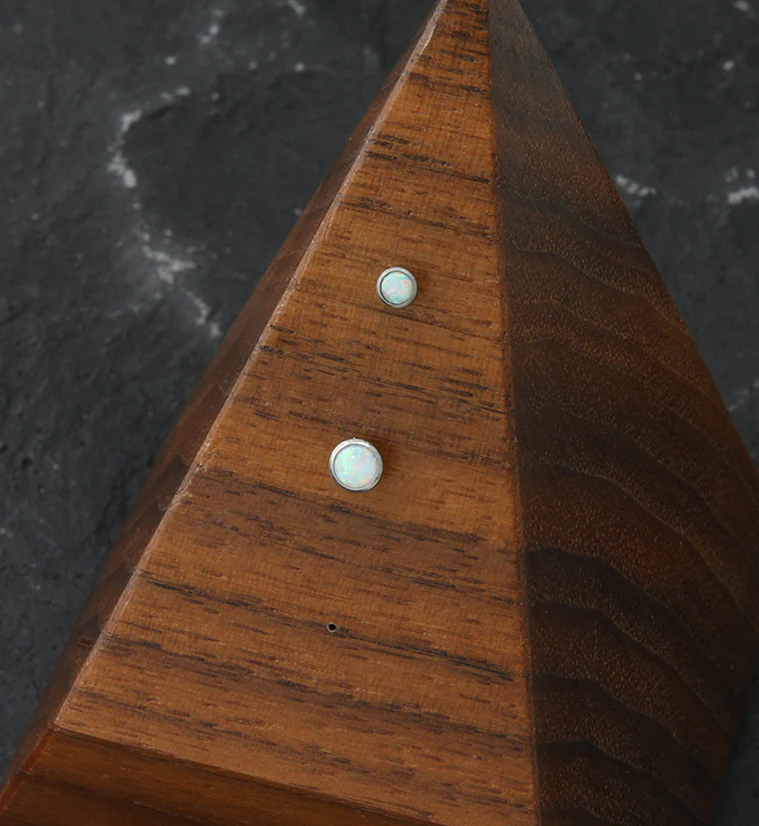 Flat Bezel White Opalite Threadless Titanium Top - Mrs Treak