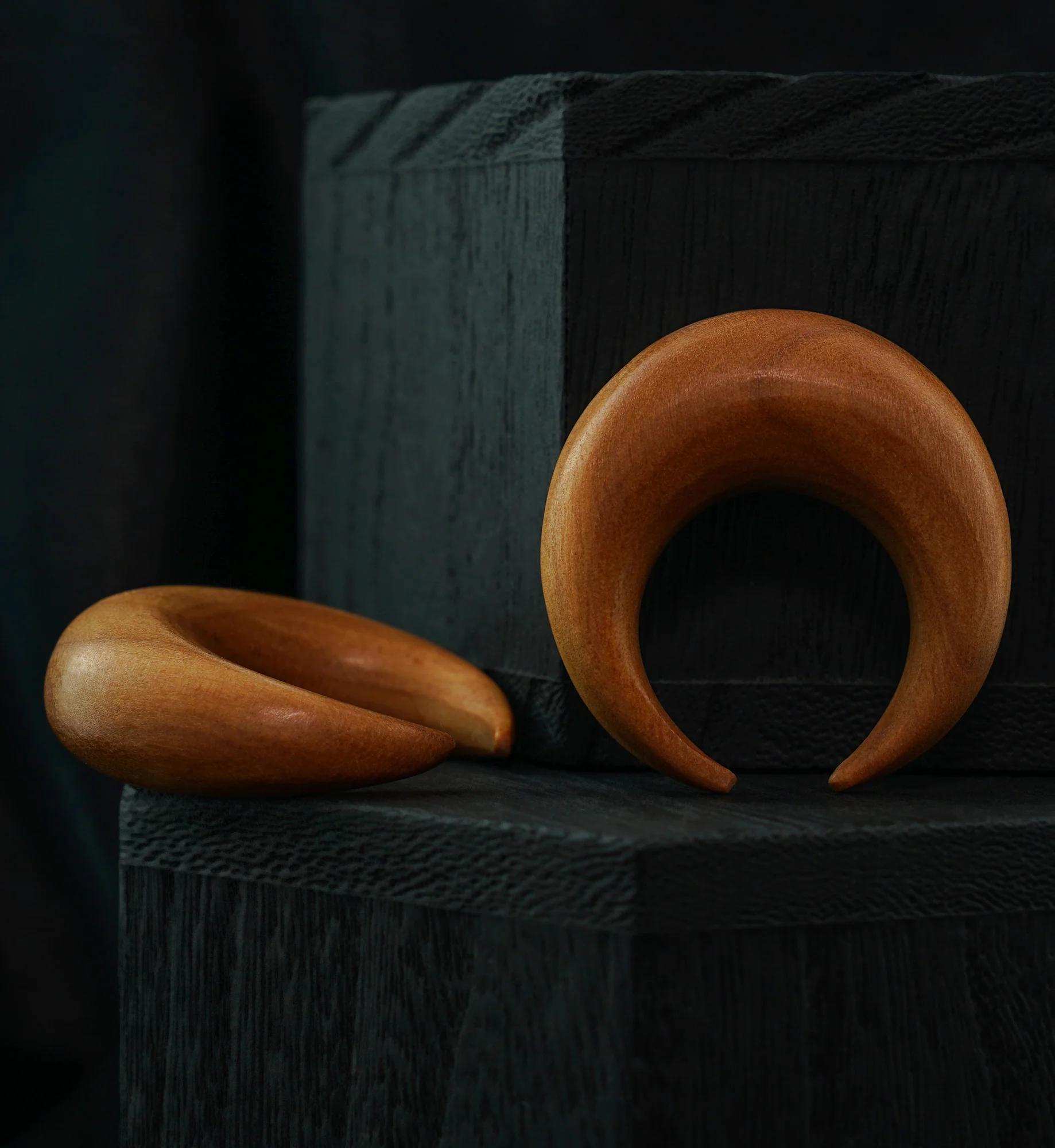 Saba Wooden Pinchers - Mrs Treak