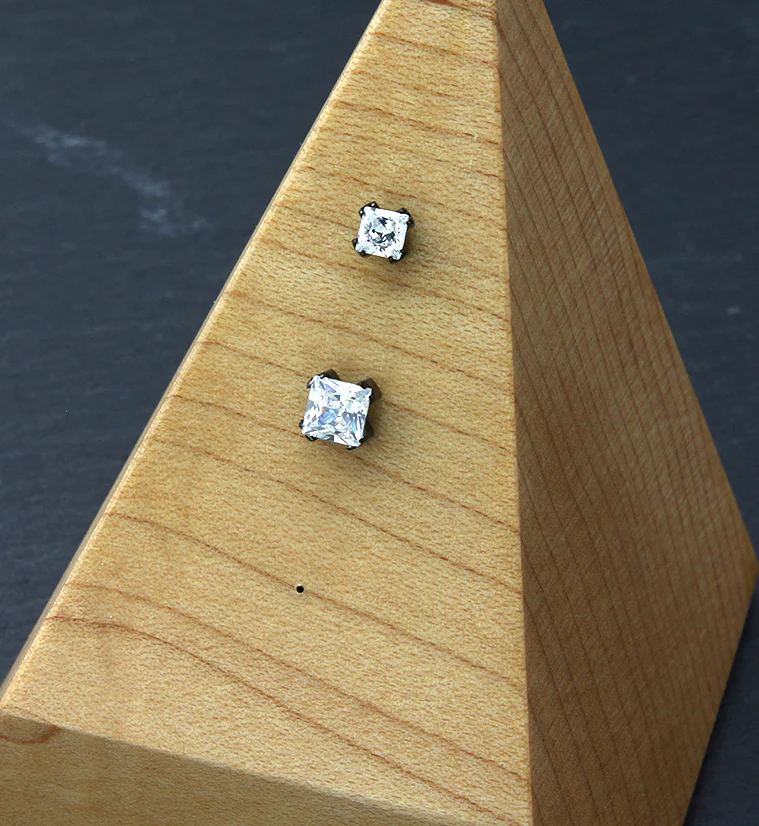 Black PVD Square CZ Threadless Titanium Top - Mrs Treak