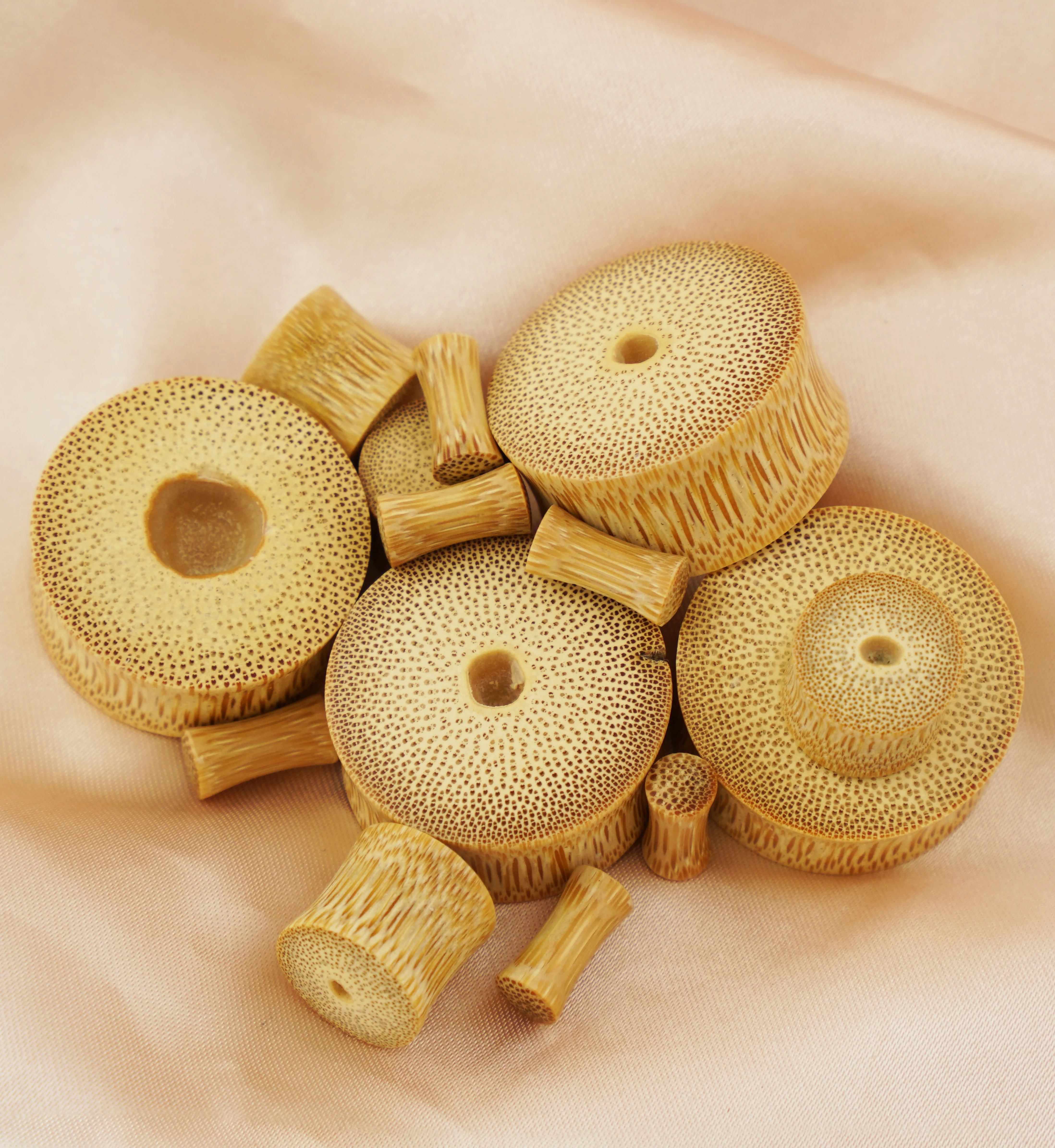 Raw Bamboo Plugs - Mrs Treak