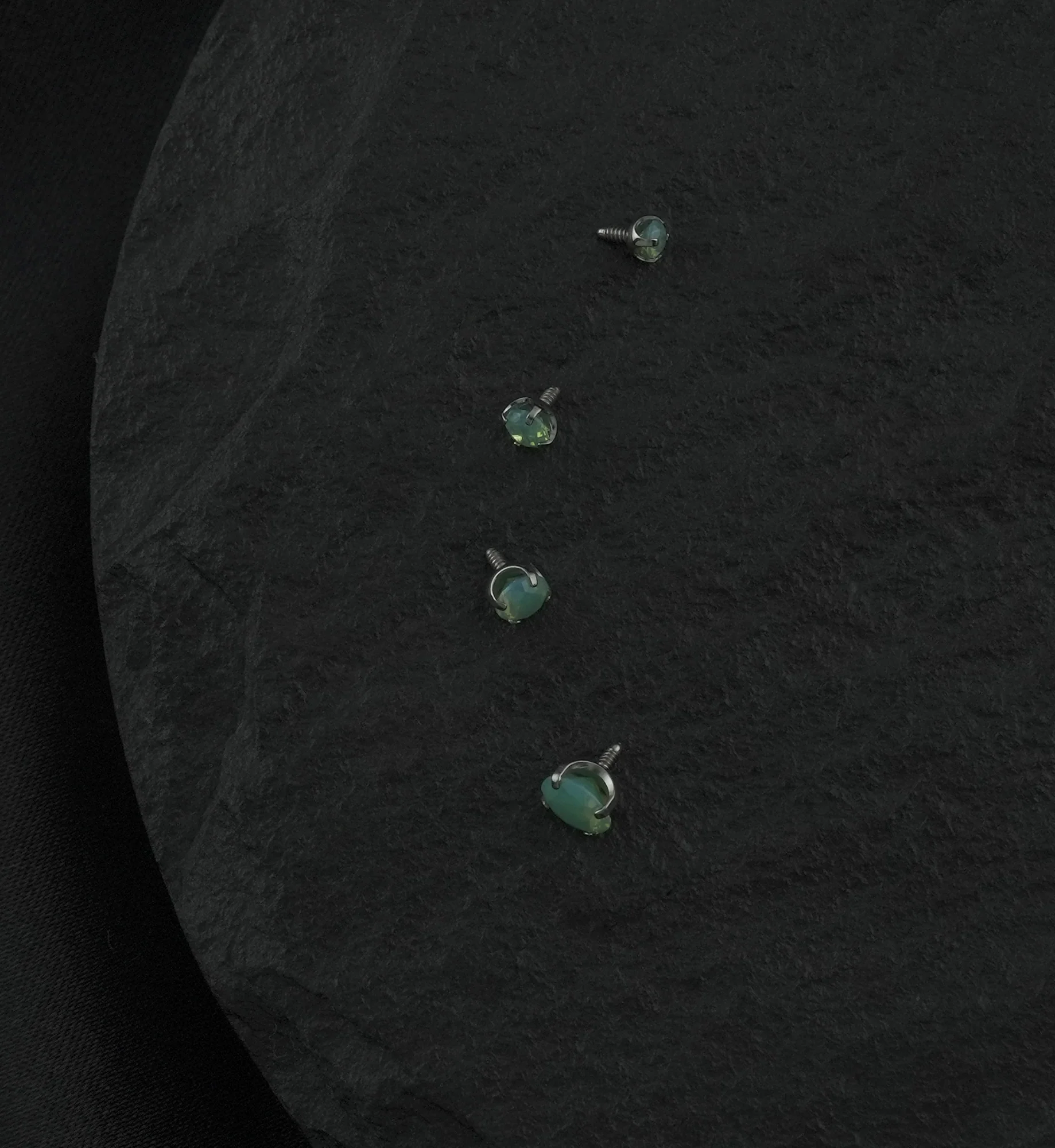 Faceted Green Opalite Titanium Internally Threaded Top - Mrs Treak