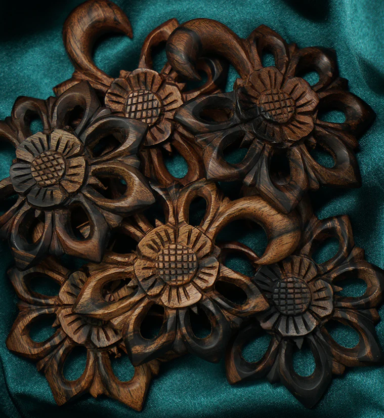 Areng Wood Blooming Flower Hanger Plugs - Mrs Treak