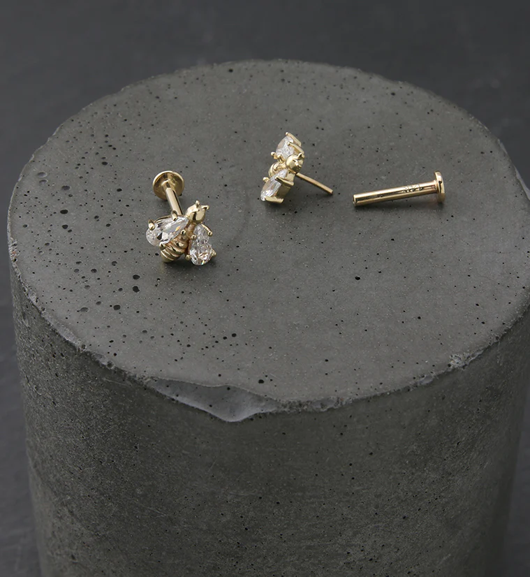 14kt Gold Bee CZ Threadless Labret - Mrs Treak