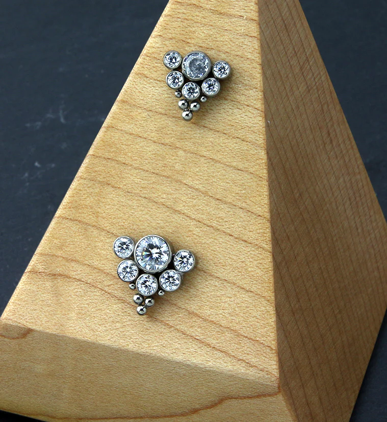 Beaded Hexad Clear CZ Threadless Titanium Top - Mrs Treak