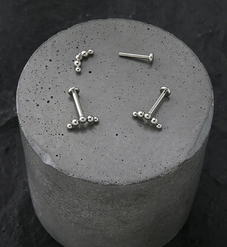 Curve Beaded Titanium Internally Threaded Labret - Mrs Treak