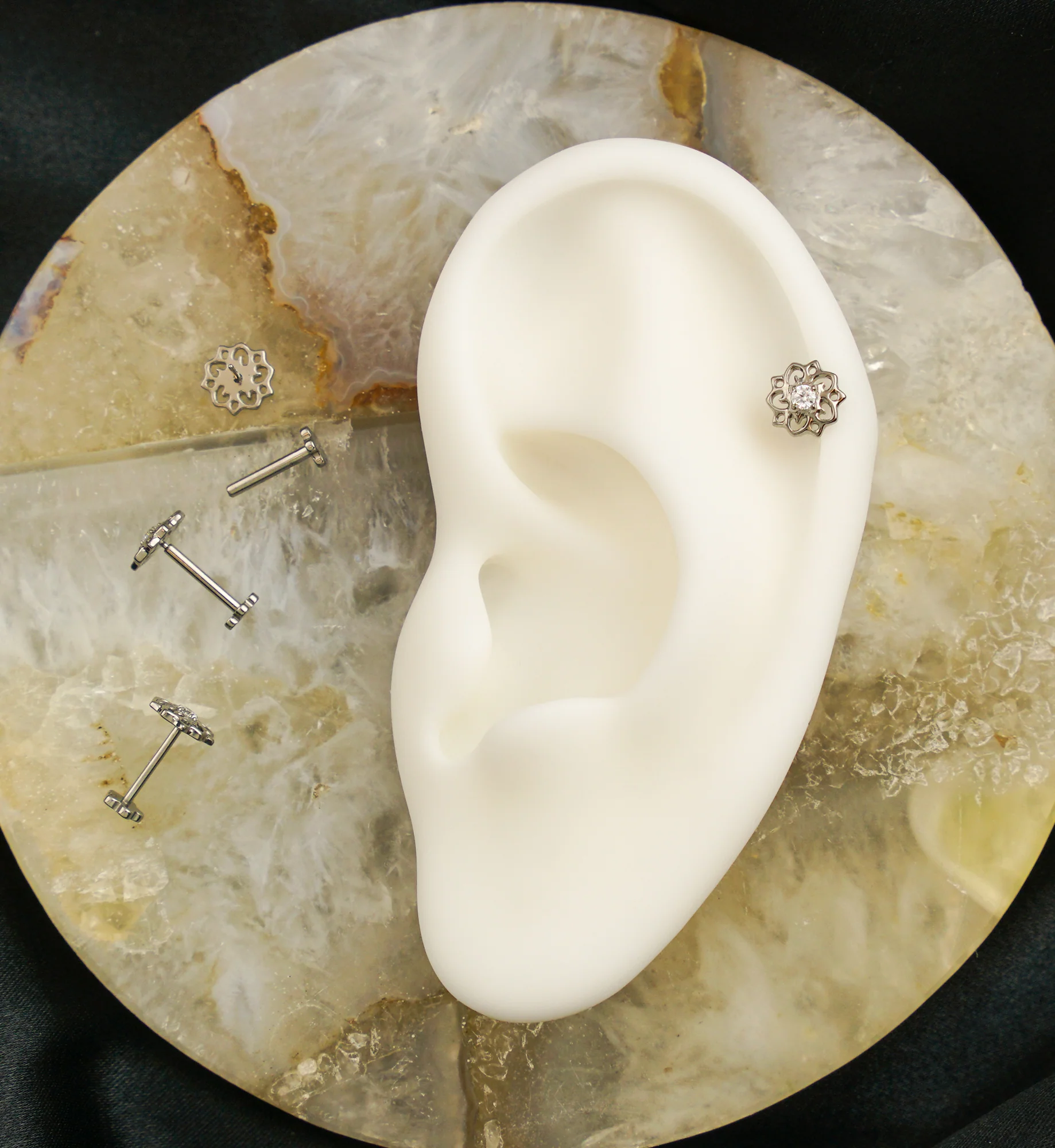 Flower Urge Clear CZ Threadless Titanium Flower Back Labret - Mrs Treak