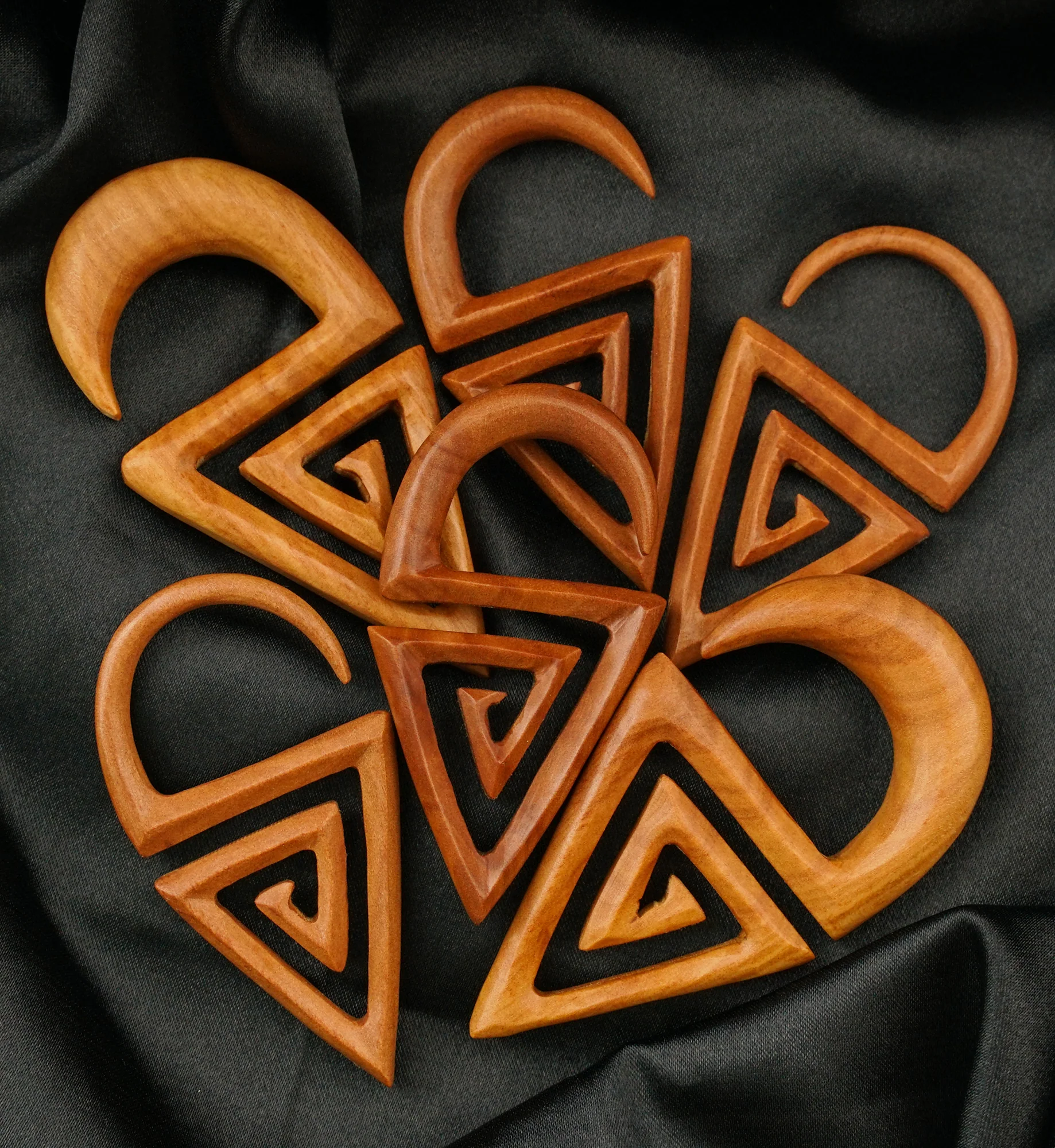 Fling Wooden Spiral Hangers - Mrs Treak