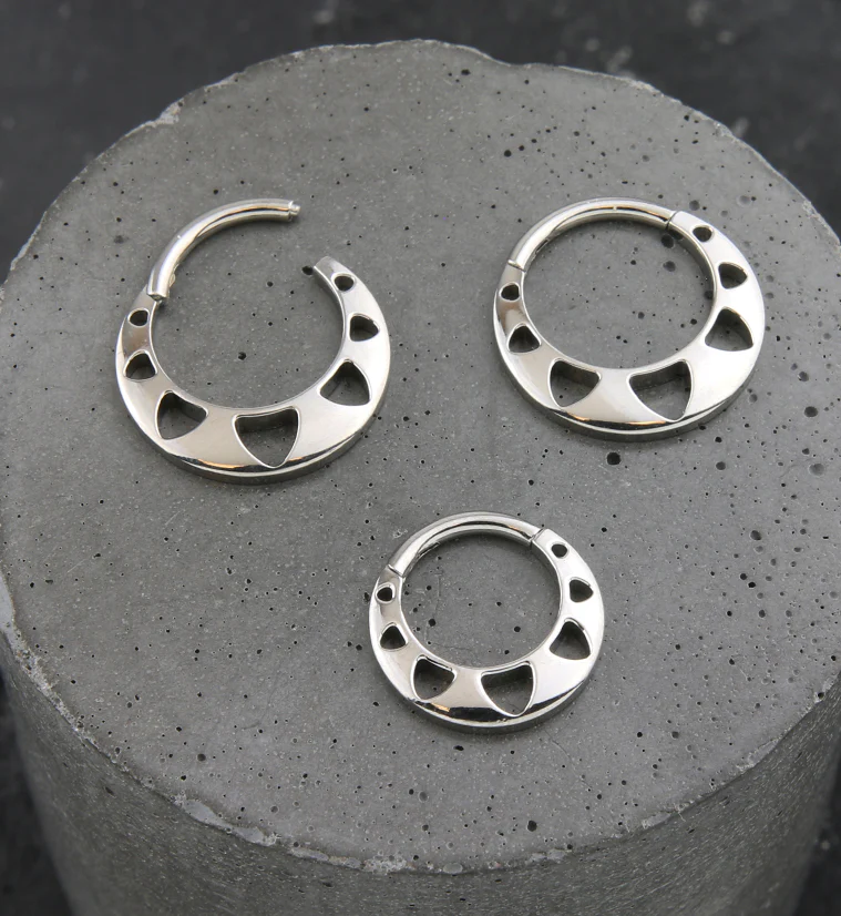 Planar Triangle Cut Out Titanium Hinged Segment Ring - Mrs Treak