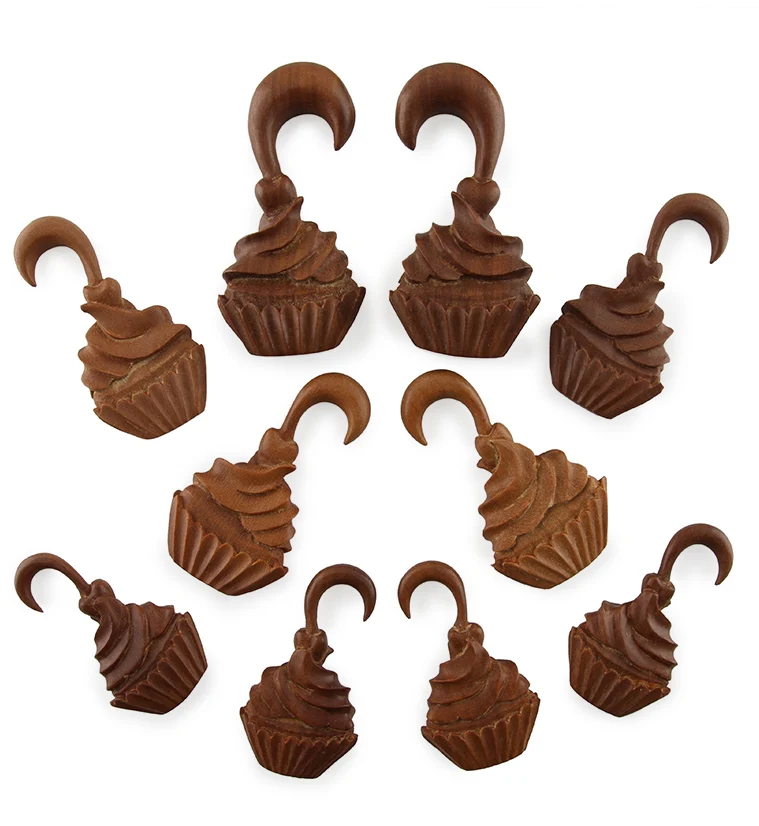 Wooden Cupcake Hangers - Mrs Treak