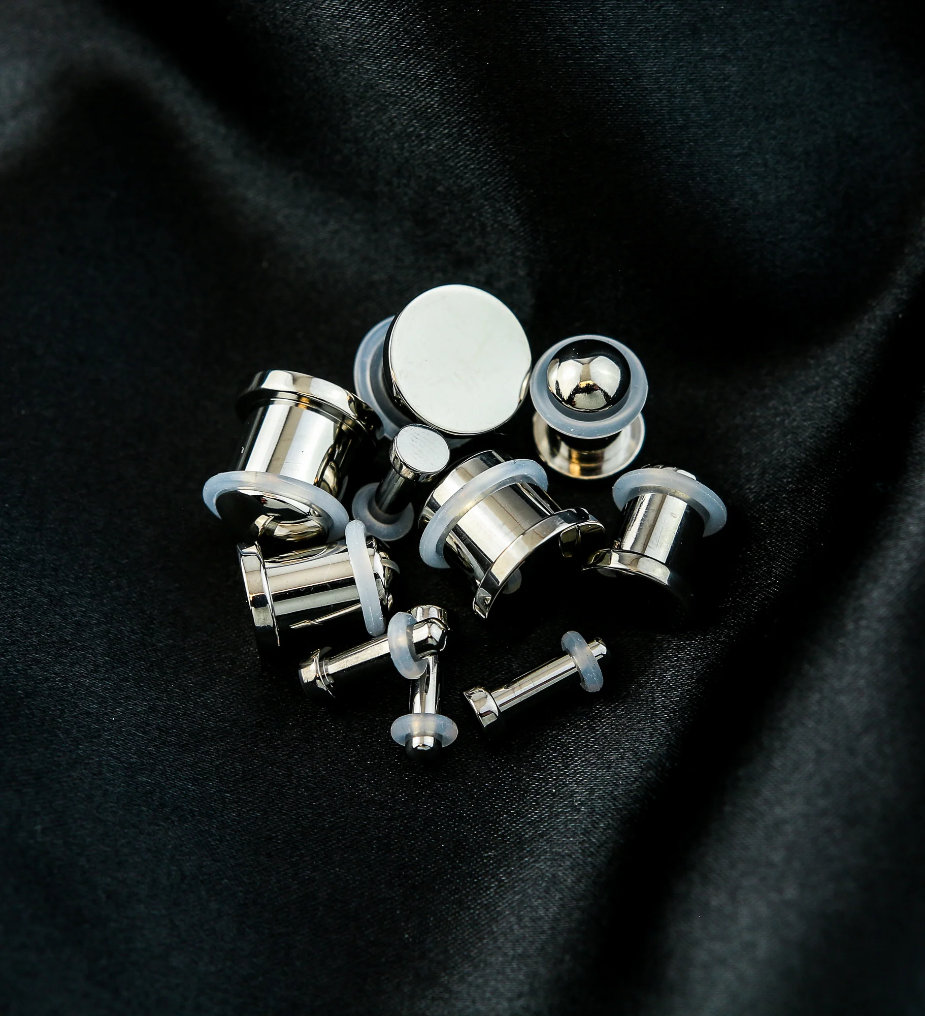 Titanium Single Flare Plugs - Mrs Treak