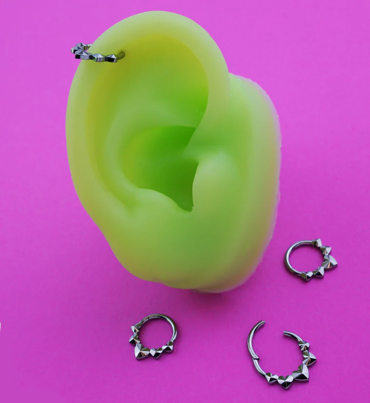 Polyhedra Hearts Titanium Hinged Segment Ring - Mrs Treak