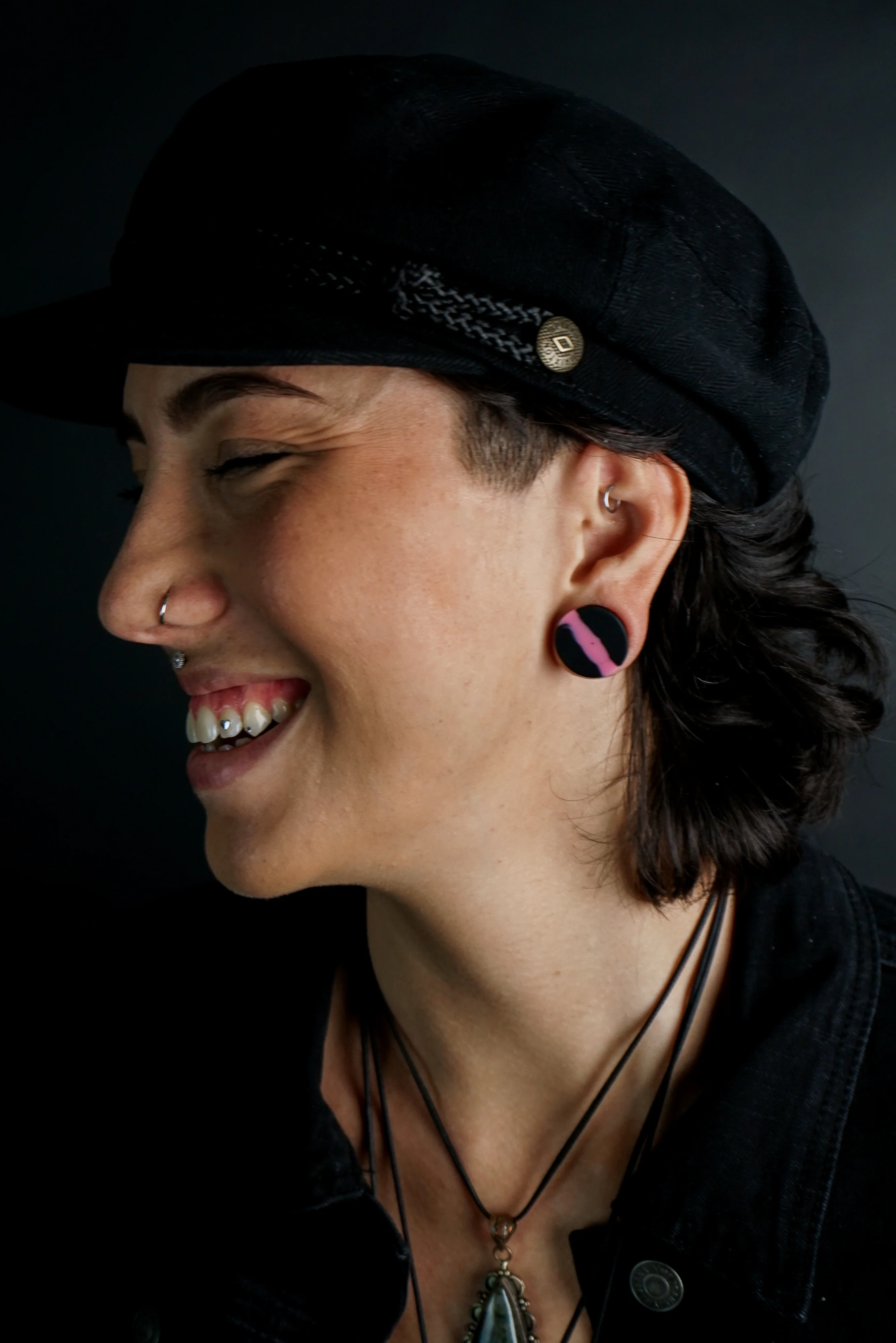 Pink And Black Double Flare Silicone Plugs - Mrs Treak
