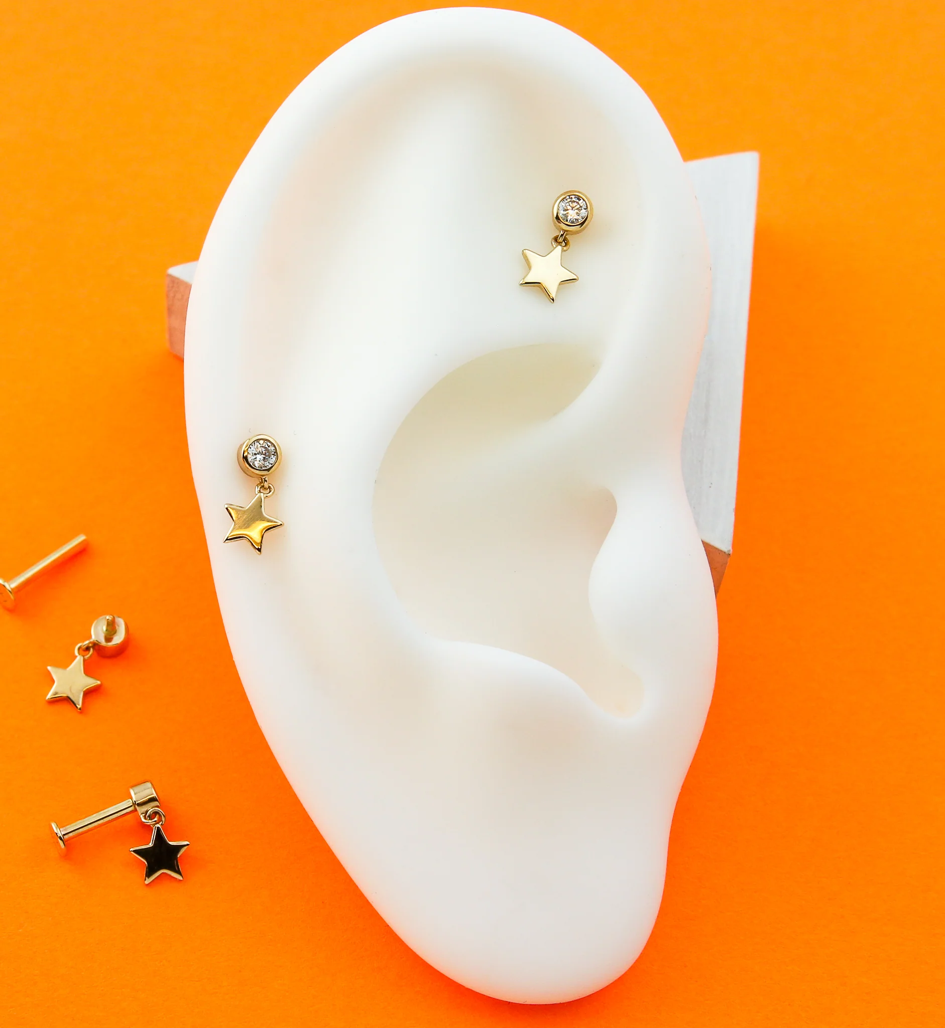 14kt Gold Dangle Star Clear CZ Internally Threaded Labret - Mrs Treak