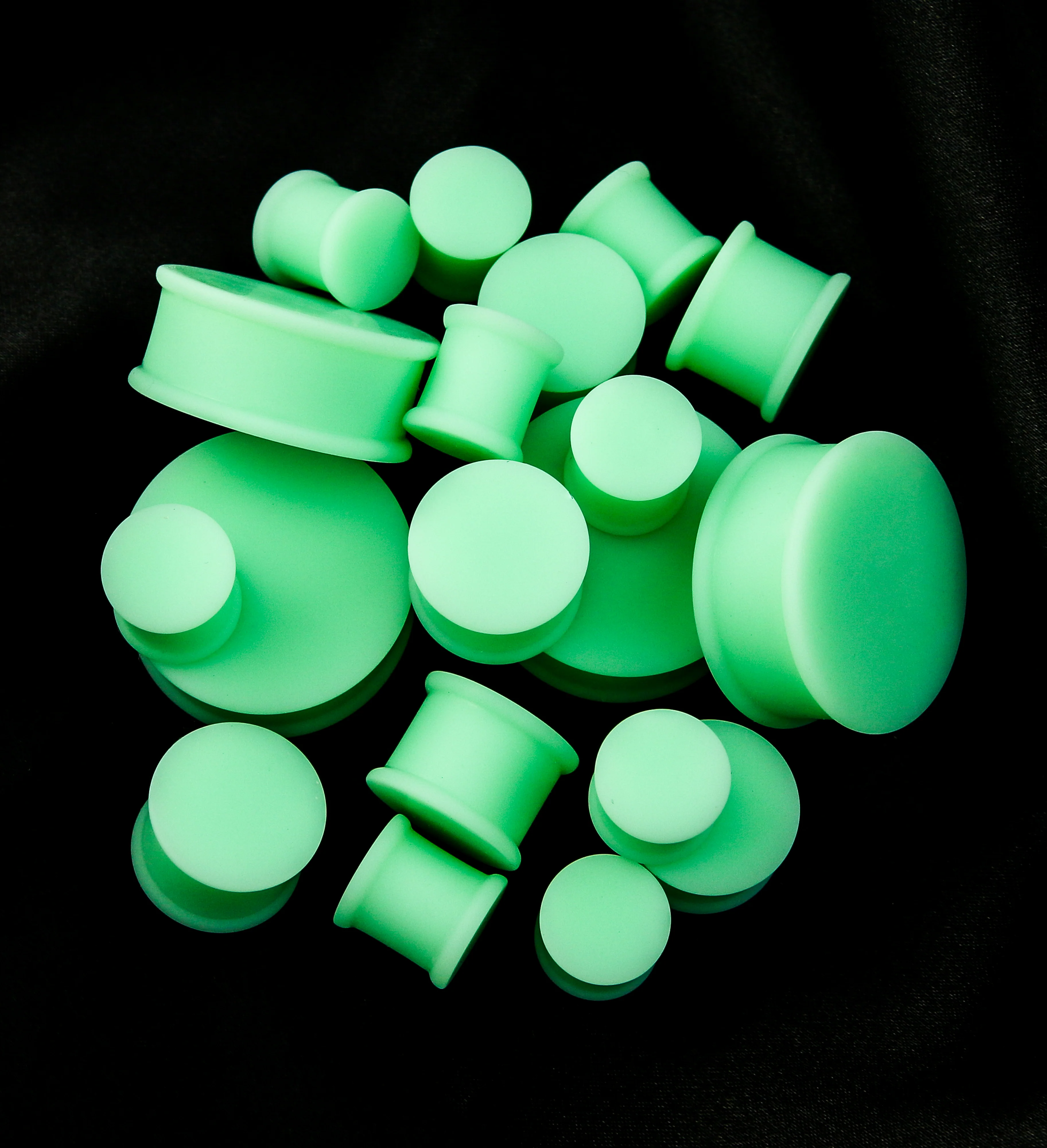 Double Flare Matte Mint Green Silicone Plugs - Mrs Treak