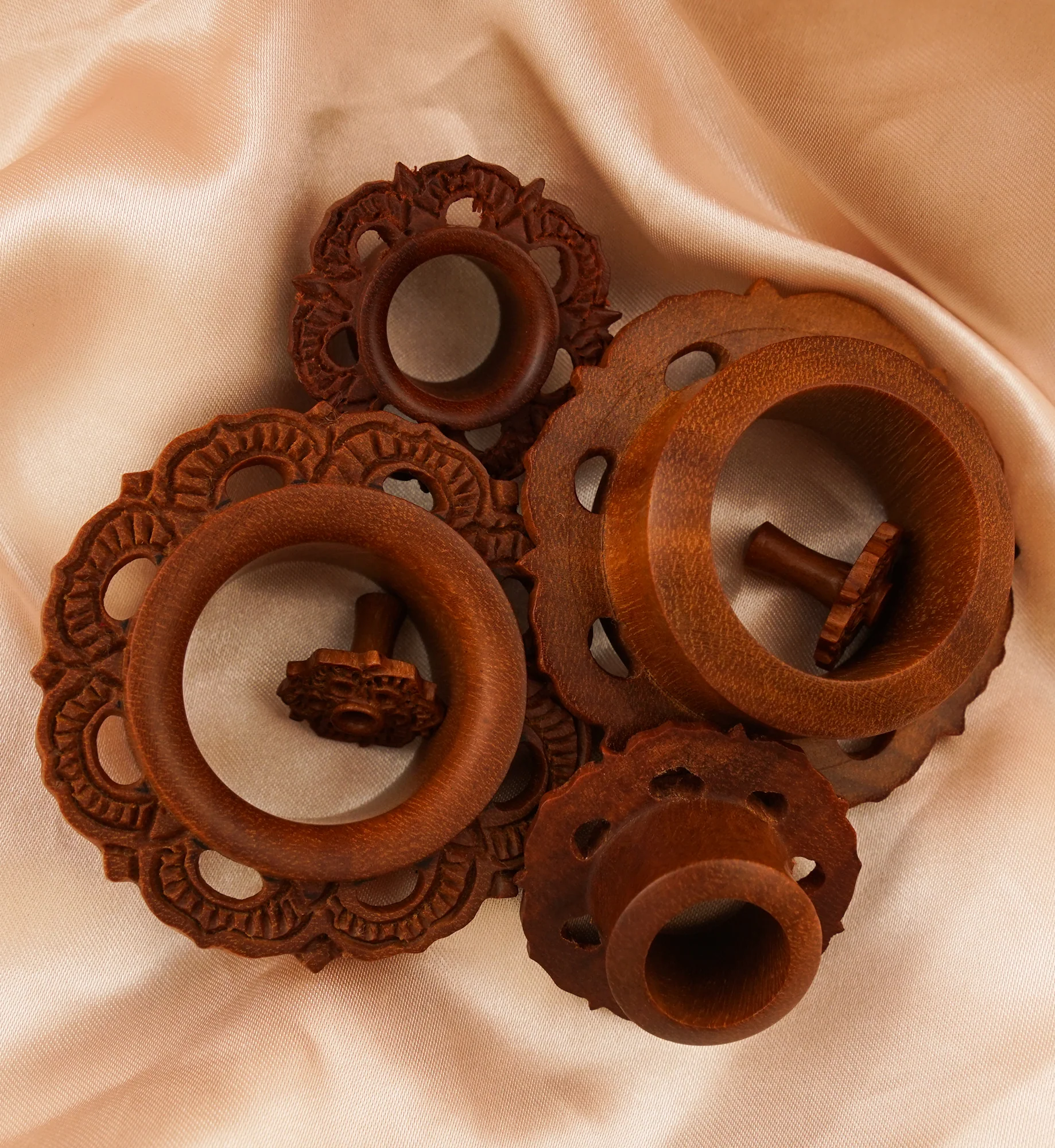 Ornamental Wood Tunnel Plugs - Mrs Treak