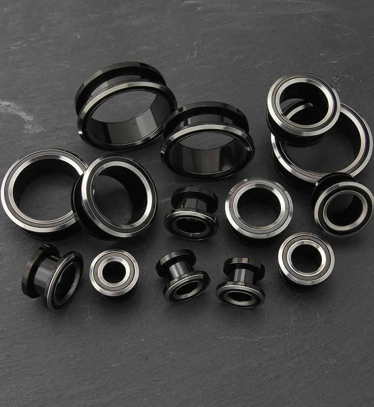 Black & Silver Stainless Steel Screw Back Tunnels - Mrs Treak