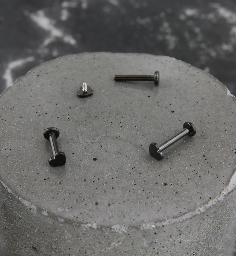 Black PVD Heart Internally Threaded Titanium Labret - Mrs Treak