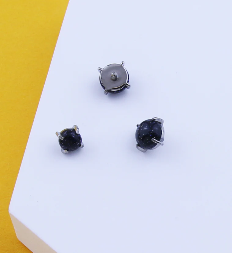 Prong Set Blue Sandstone Titanium Internally Threaded Top - Mrs Treak