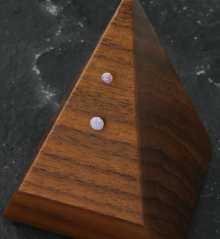 Flat Bezel Purple Opalite Threadless Titanium Top - Mrs Treak