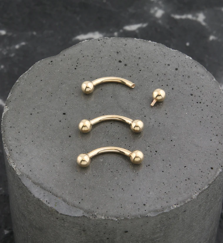 14kt Gold Internally Threaded Curved Barbell - Mrs Treak