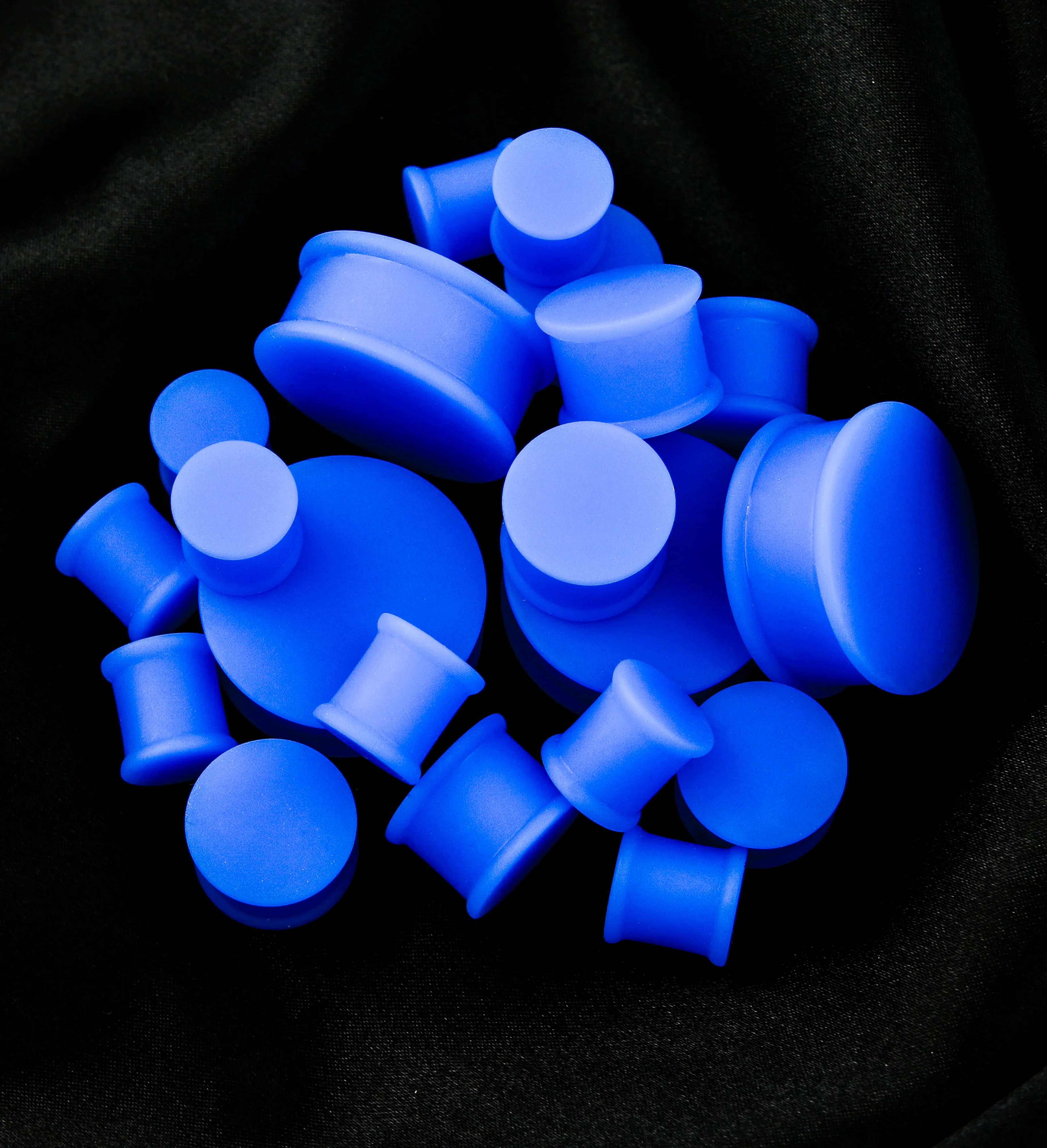 Double Flare Matte Blue Silicone Plugs - Mrs Treak