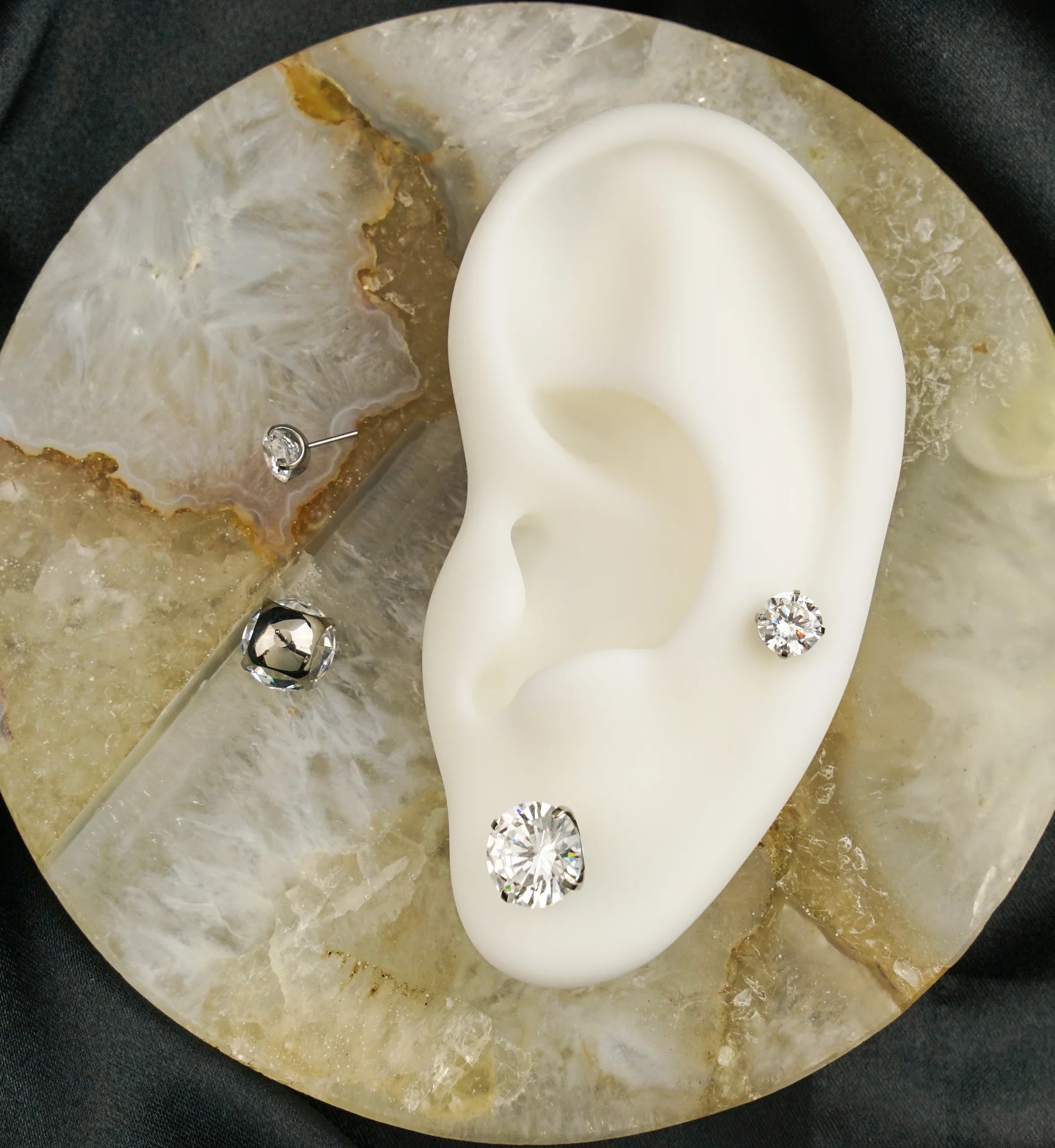 Prong Clear CZ Flat Base Threadless Titanium Top - Mrs Treak