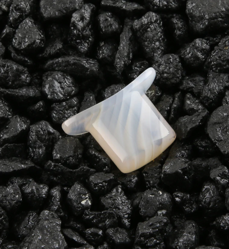 Labret Plugs - Mrs Treak