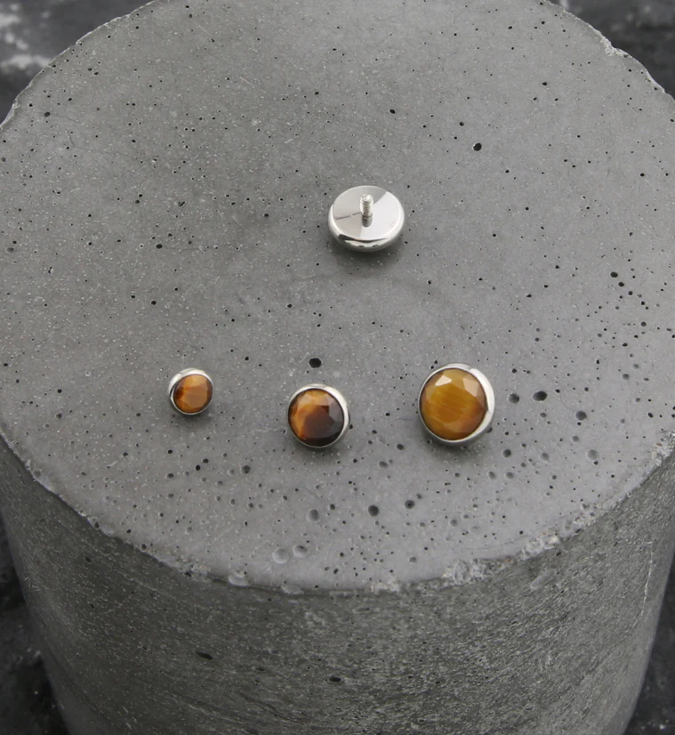 Faceted Tigers Eye Stone Titanium Internally Threaded Top - Mrs Treak
