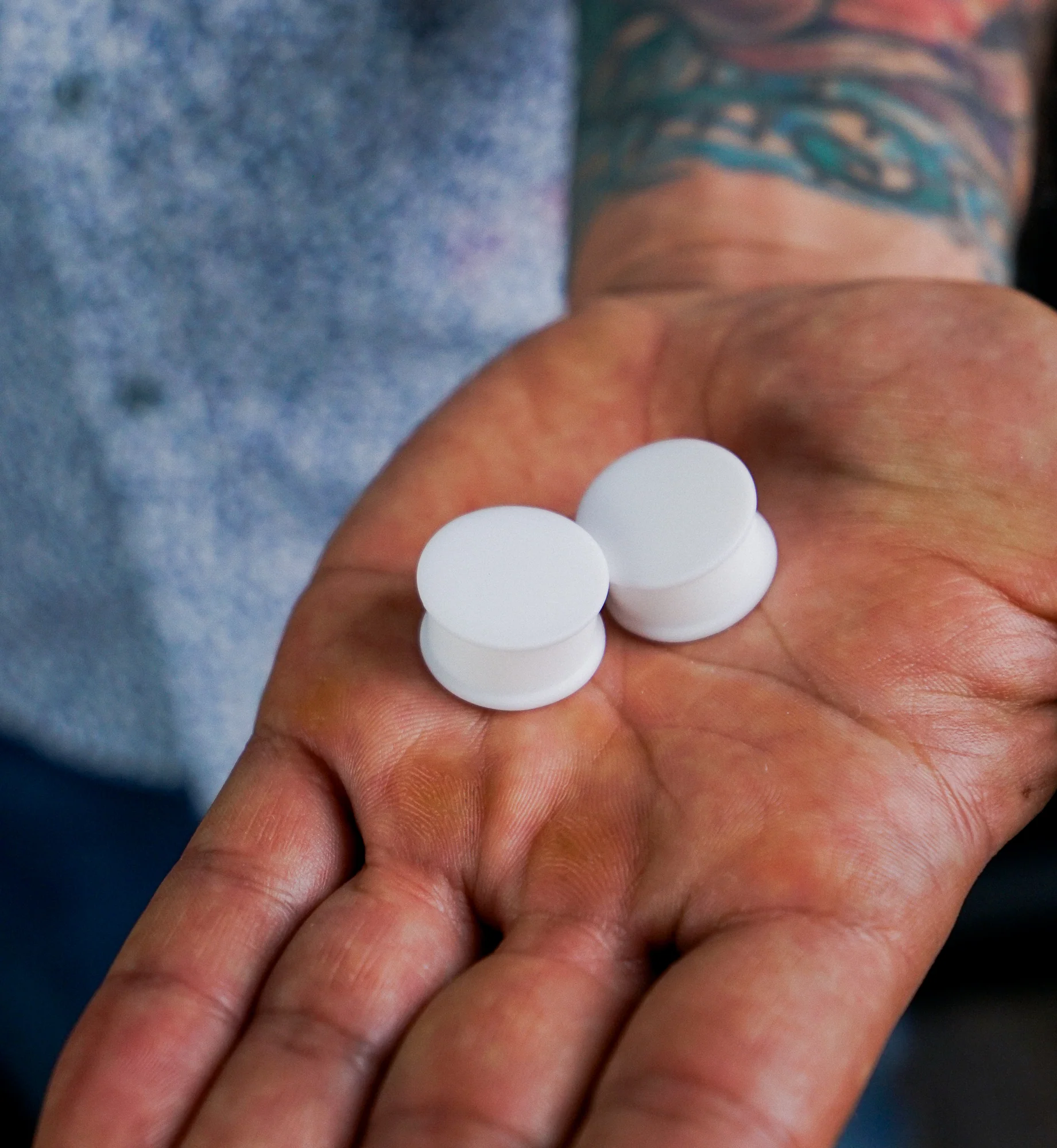 Double Flare Matte White Silicone Plugs - Mrs Treak