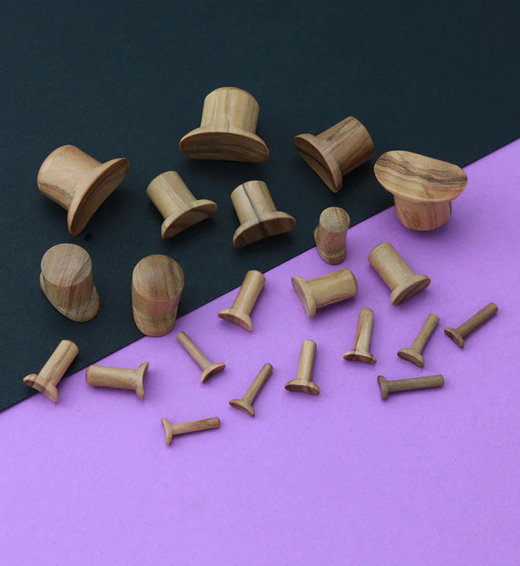 Olive Wood Labret Plug - Mrs Treak