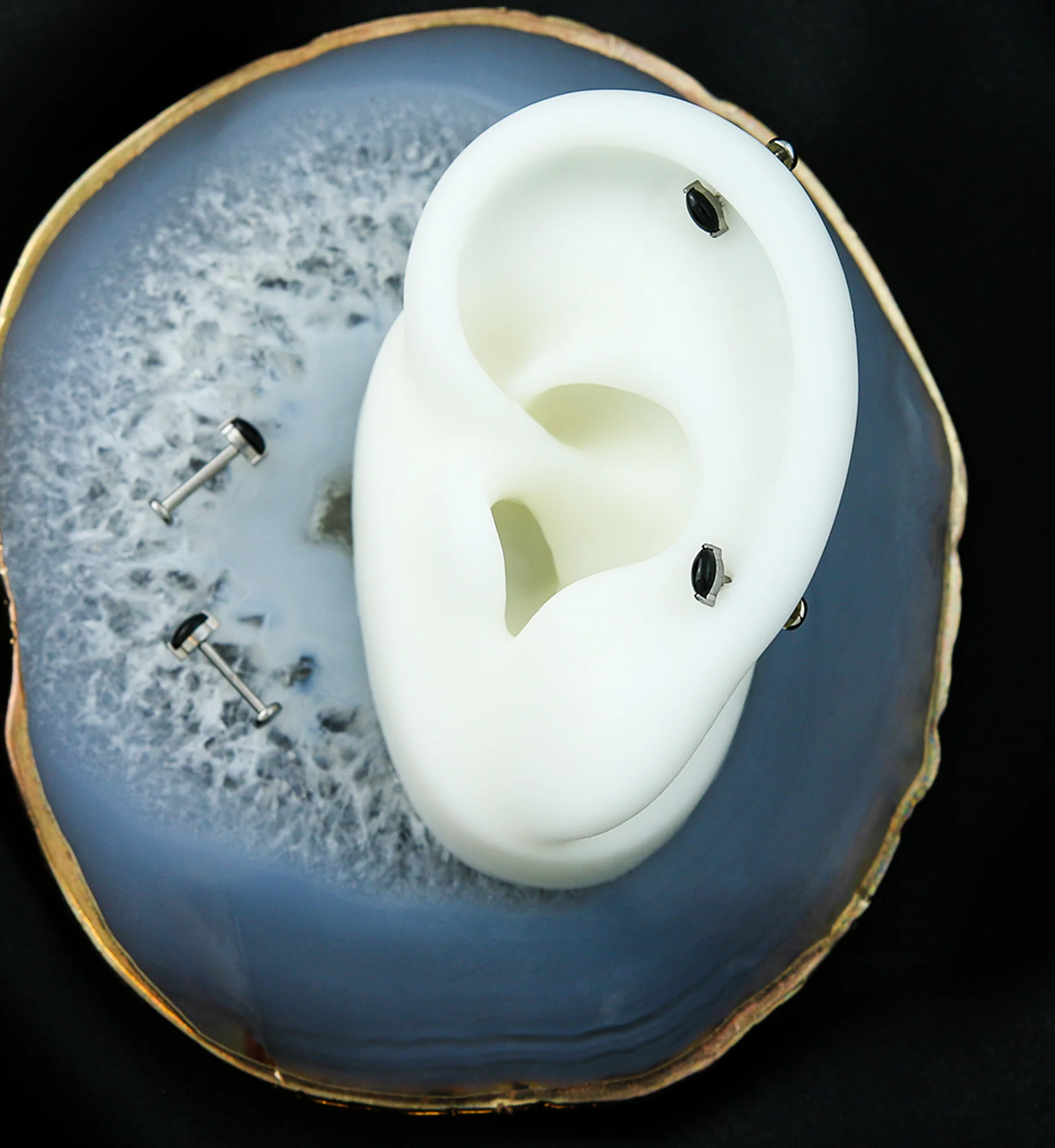 Black Onyx Marquise Titanium Threadless Labret - Mrs Treak