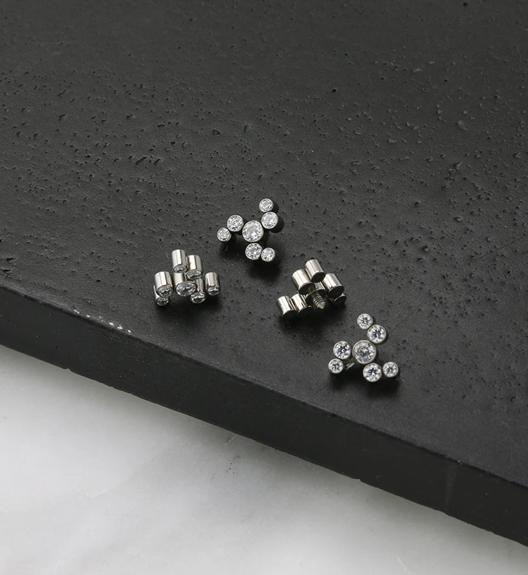 Whirl CZ Titanium Internally Threaded Top - Mrs Treak