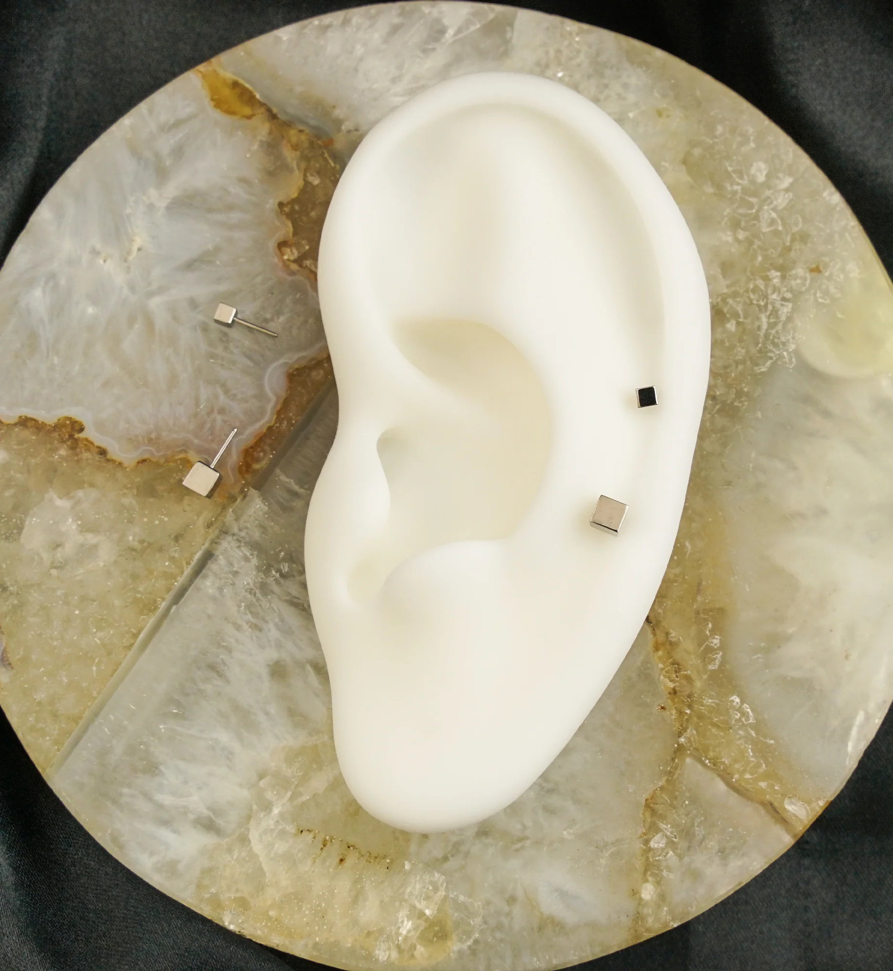 3D Cube Threadless Titanium Top - Mrs Treak