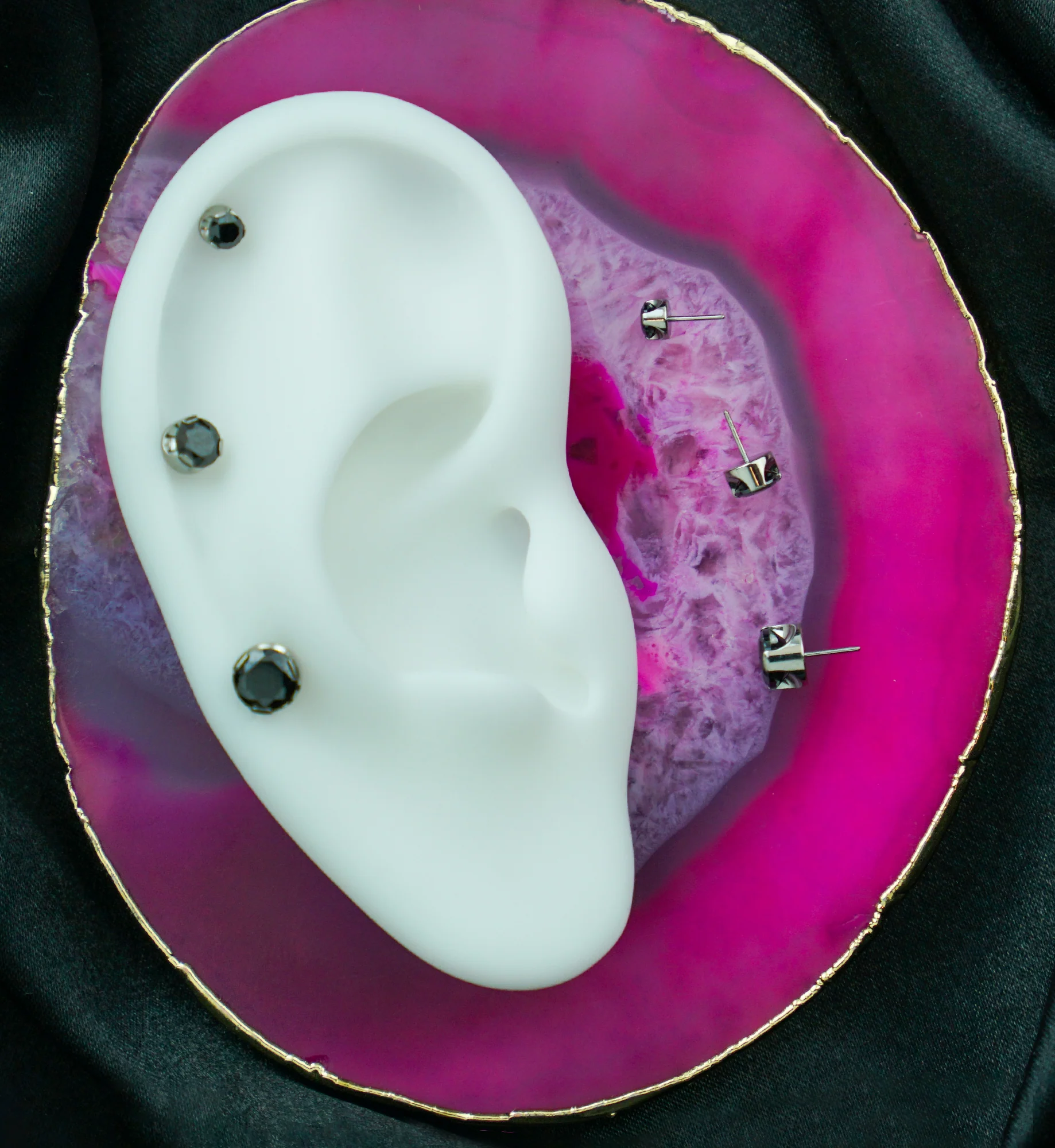 Black Dome CZ Titanium Threadless Top - Mrs Treak