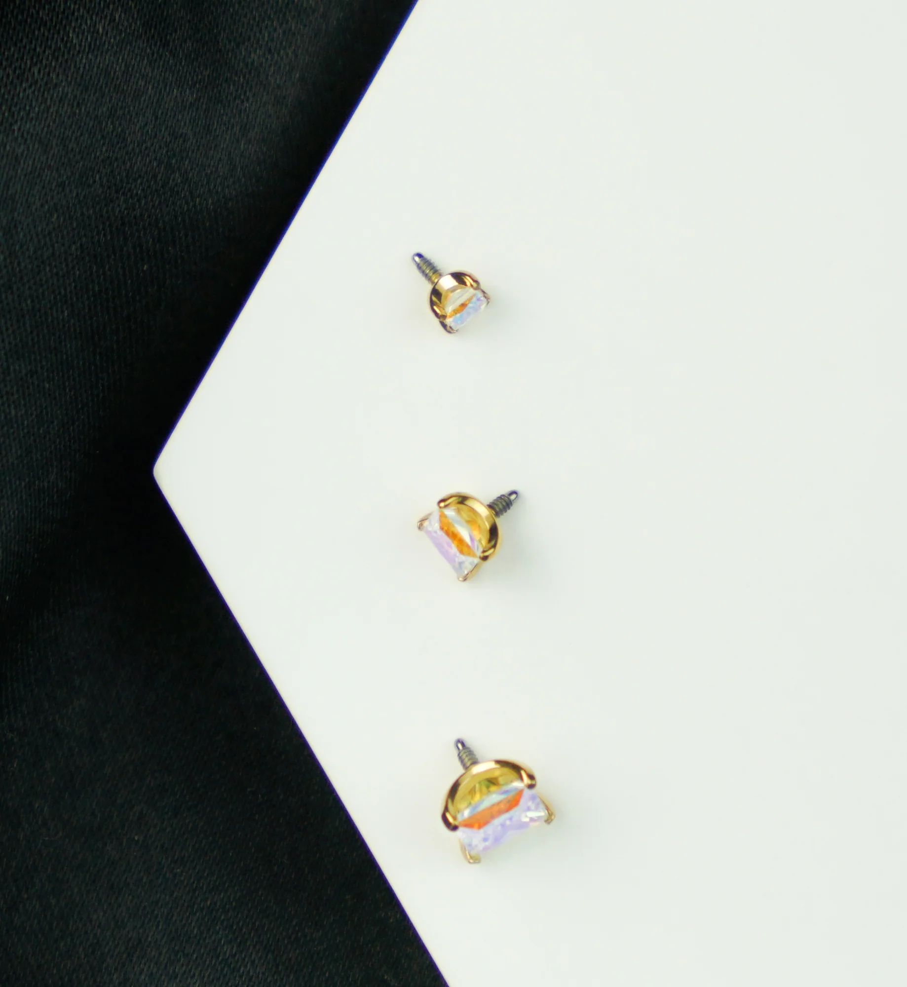 24kt Gold PVD Princess Rainbow Aurora CZ Internally Threaded Titanium Top - Mrs Treak