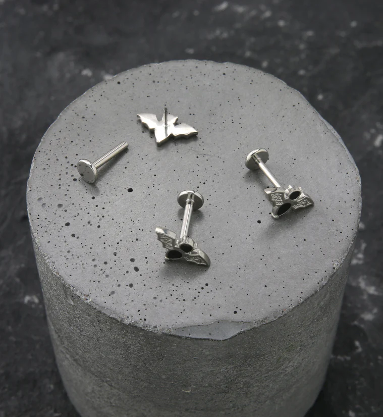 Black Bat Titanium Threadless Labret - Mrs Treak