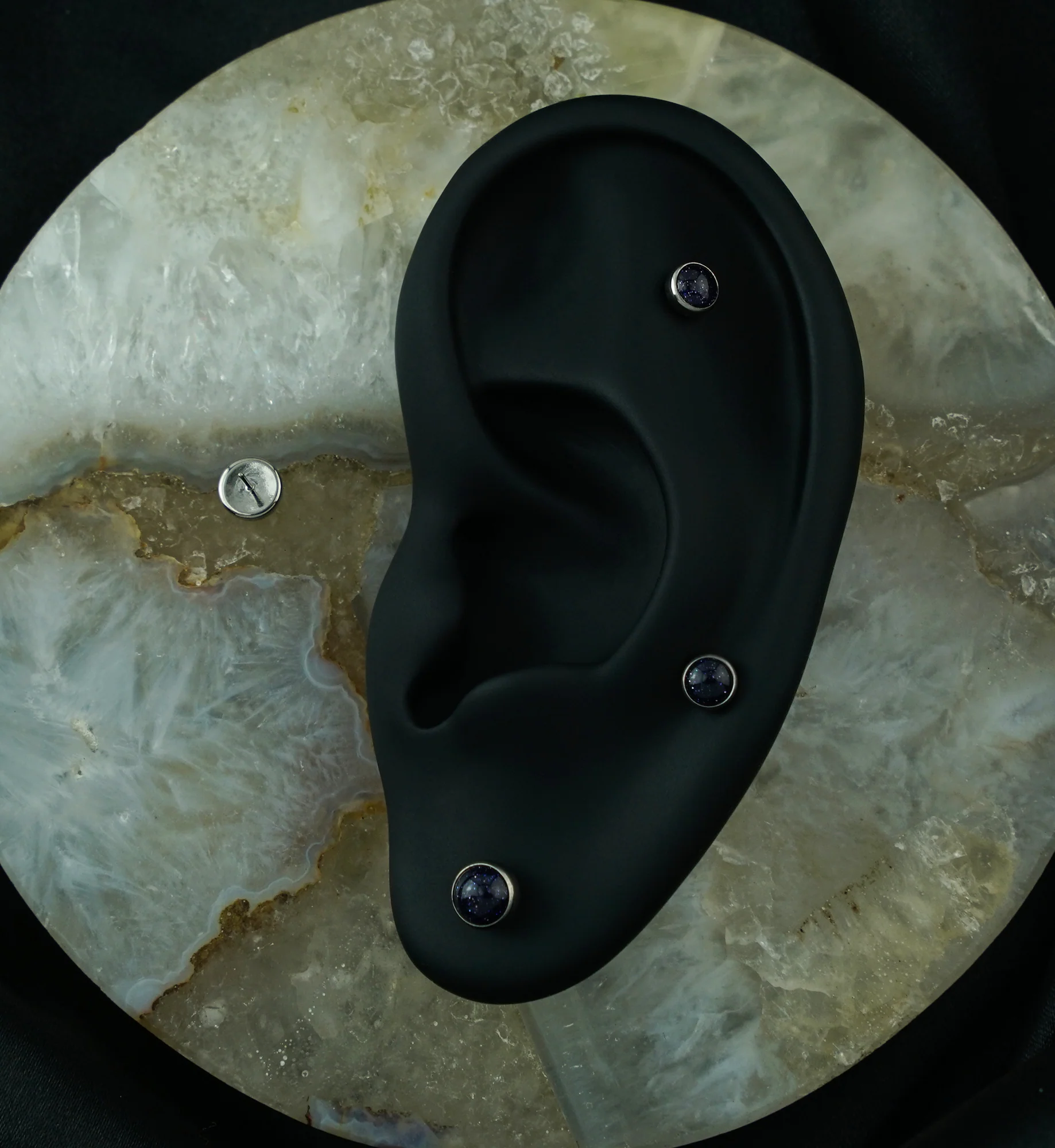 Bezel Blue Sandstone Titanium Threadless Top - Mrs Treak